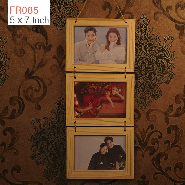 3 Colum Wall Hanging Model Wooden Photo Frame: 5x7 - FR085