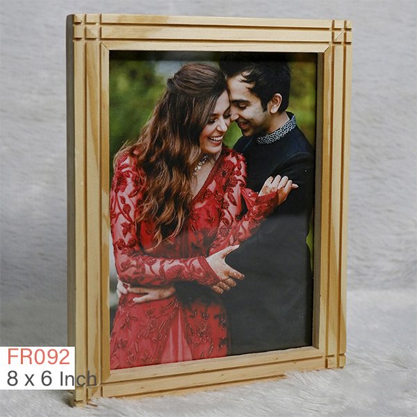 Multi Line Wooden Photo Frame: 8x6 - FR092